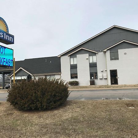 Days Inn By Wyndham Carthage Kültér fotó