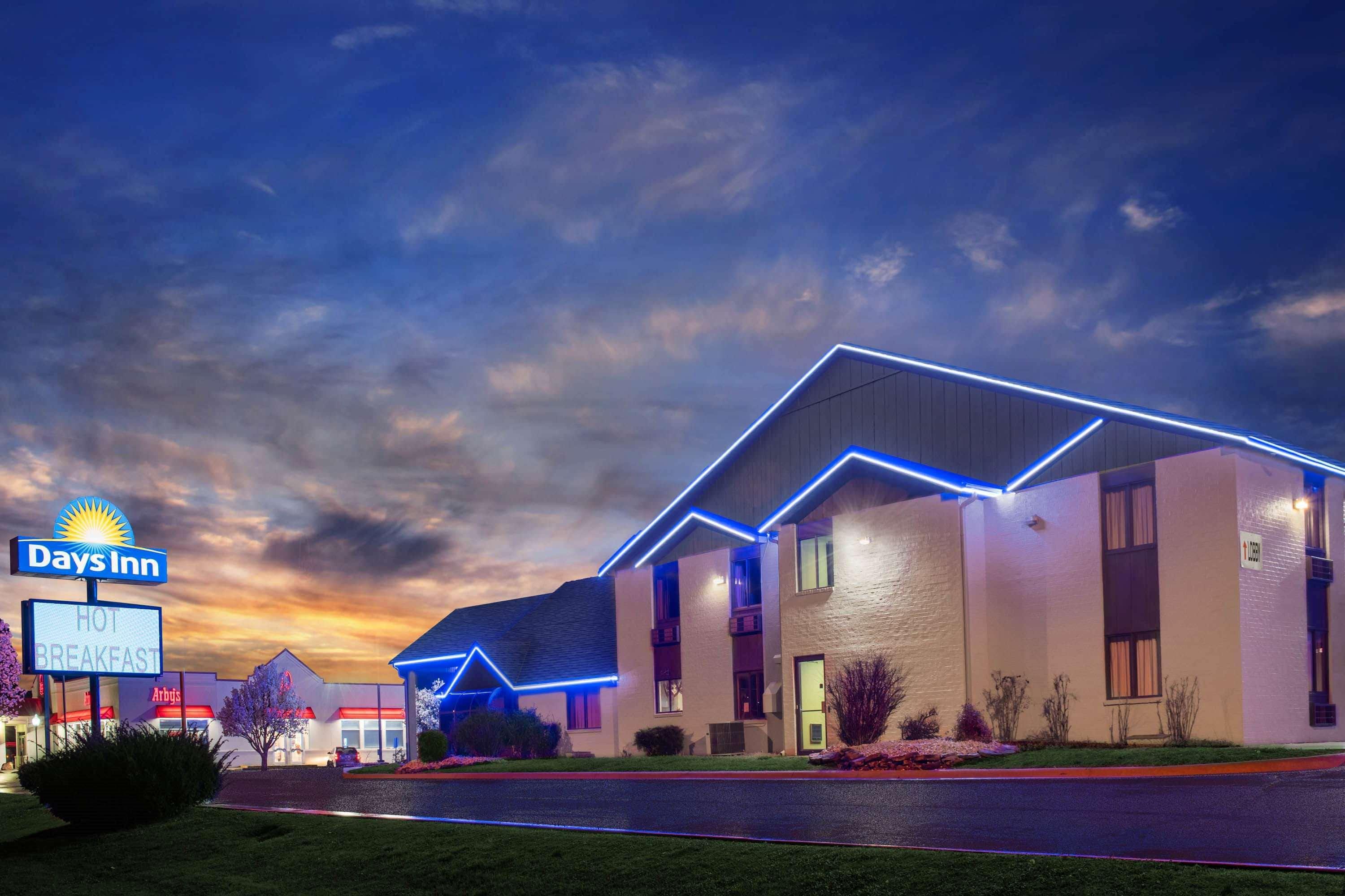 Days Inn By Wyndham Carthage Kültér fotó