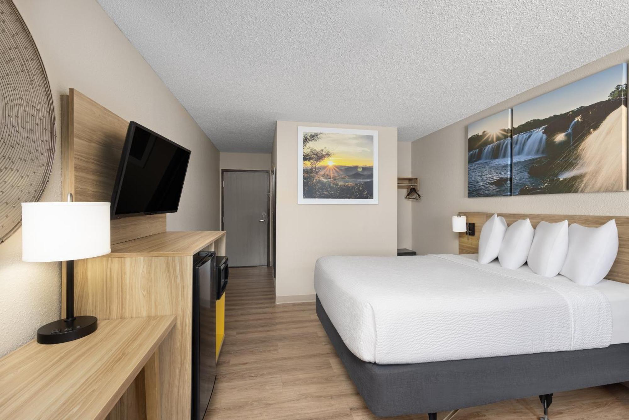 Days Inn By Wyndham Carthage Kültér fotó
