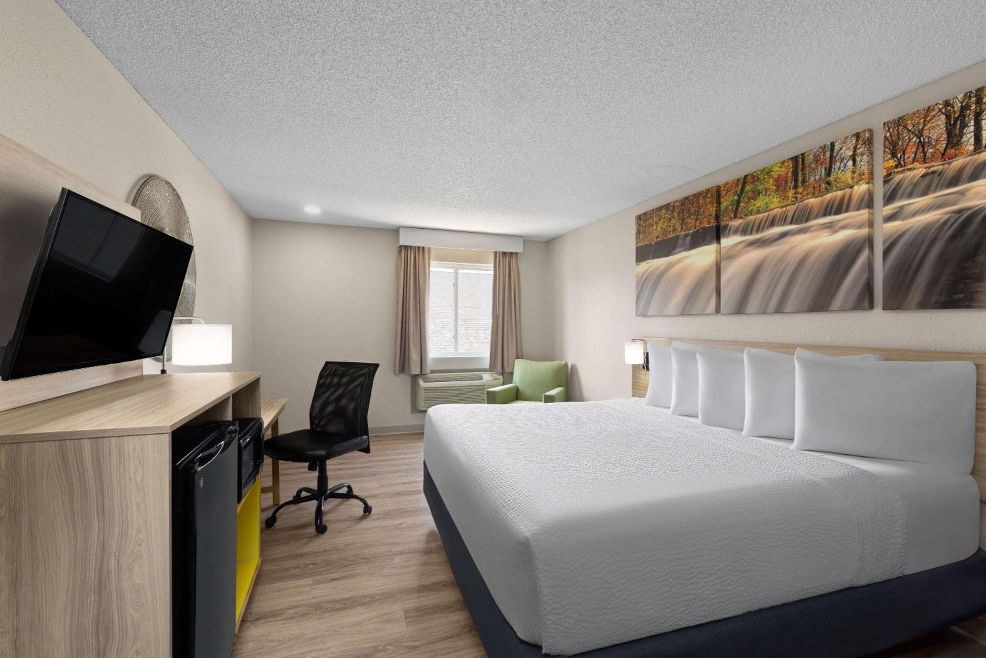 Days Inn By Wyndham Carthage Kültér fotó