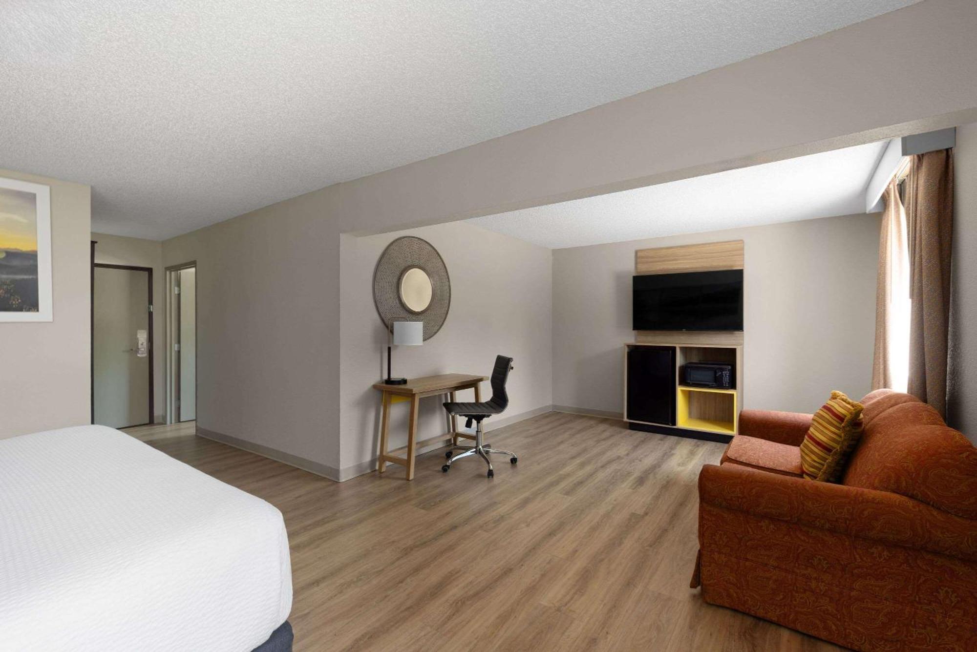 Days Inn By Wyndham Carthage Kültér fotó